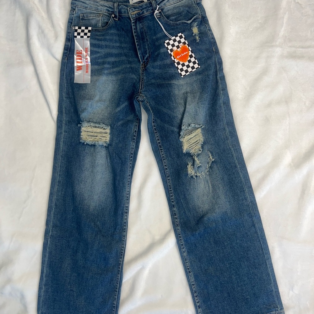 Women’s Blue Distressed Jeans